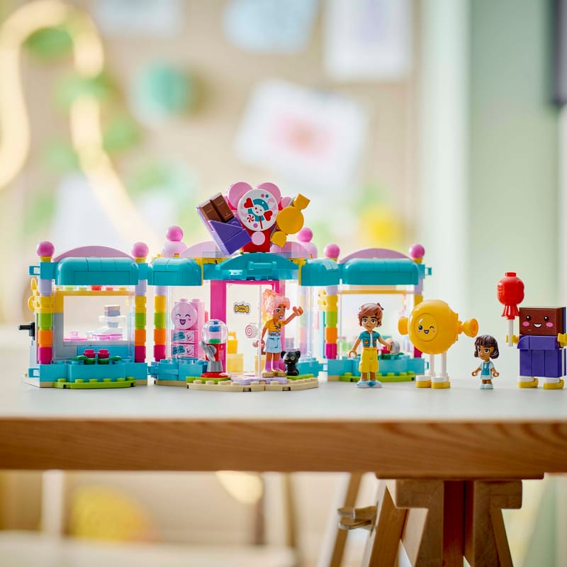 LEGO® Friends Heartlake City Candy Store (42649)