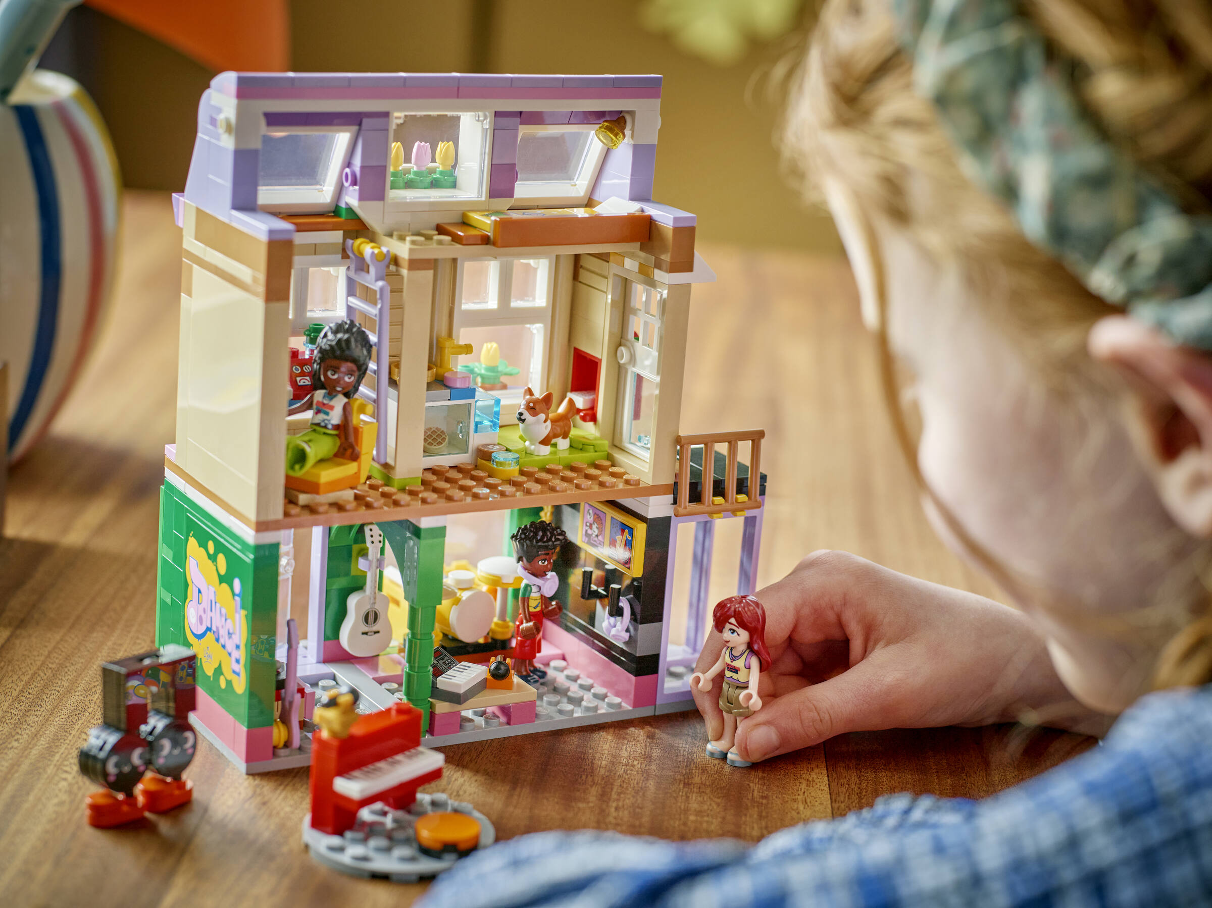 LEGO® Friends Music Store & Apartment (42653)