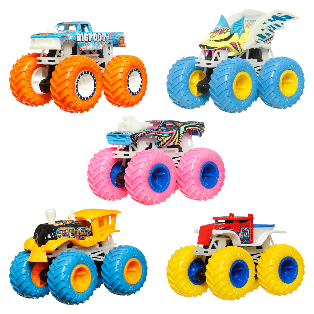 Hot Wheels Monster Trucks Glow In The Dark (JFX08) Τυχαία Επιλογή