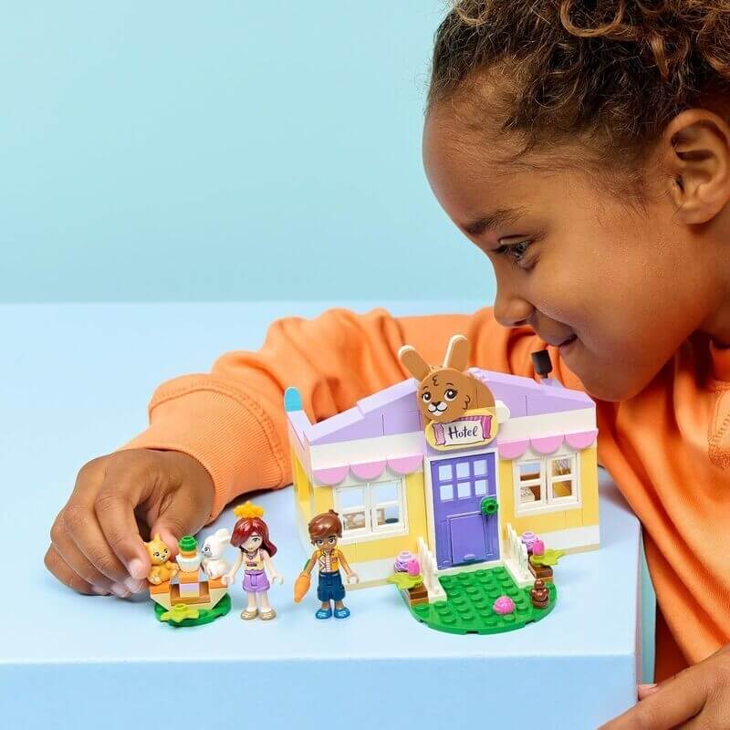 LEGO® Friends Heartlake City Bunny Hotel (42679)