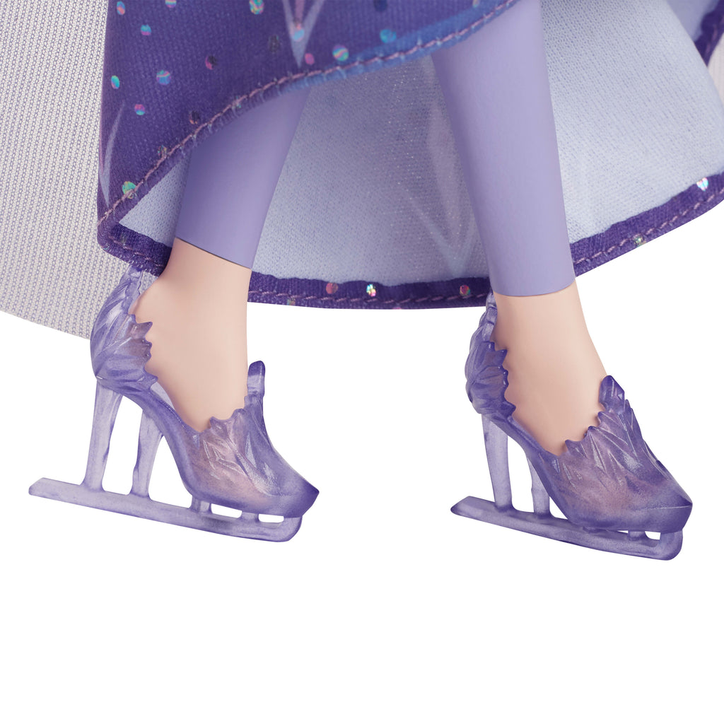 Mattel Disney Frozen Ice Skating Elsa (JBG53)
